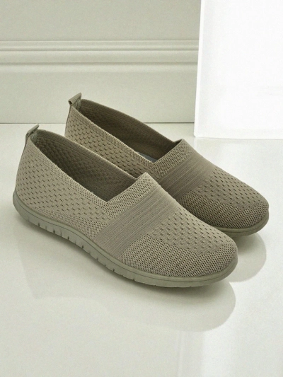 Дамски мокасини Gaia Verde – удобни зелени обувки от плат на равна подметка